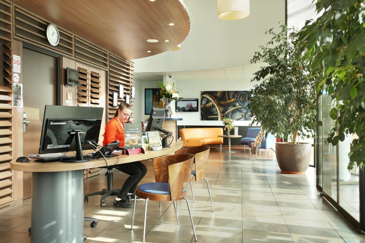 Suite-Home Orleans-Saran Ngoại thất bức ảnh